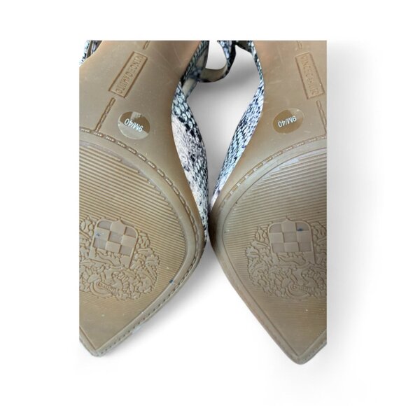 Beautiful Vince Camuto Snake Print Leather Heels - Size 9 - Picture 4 of 8